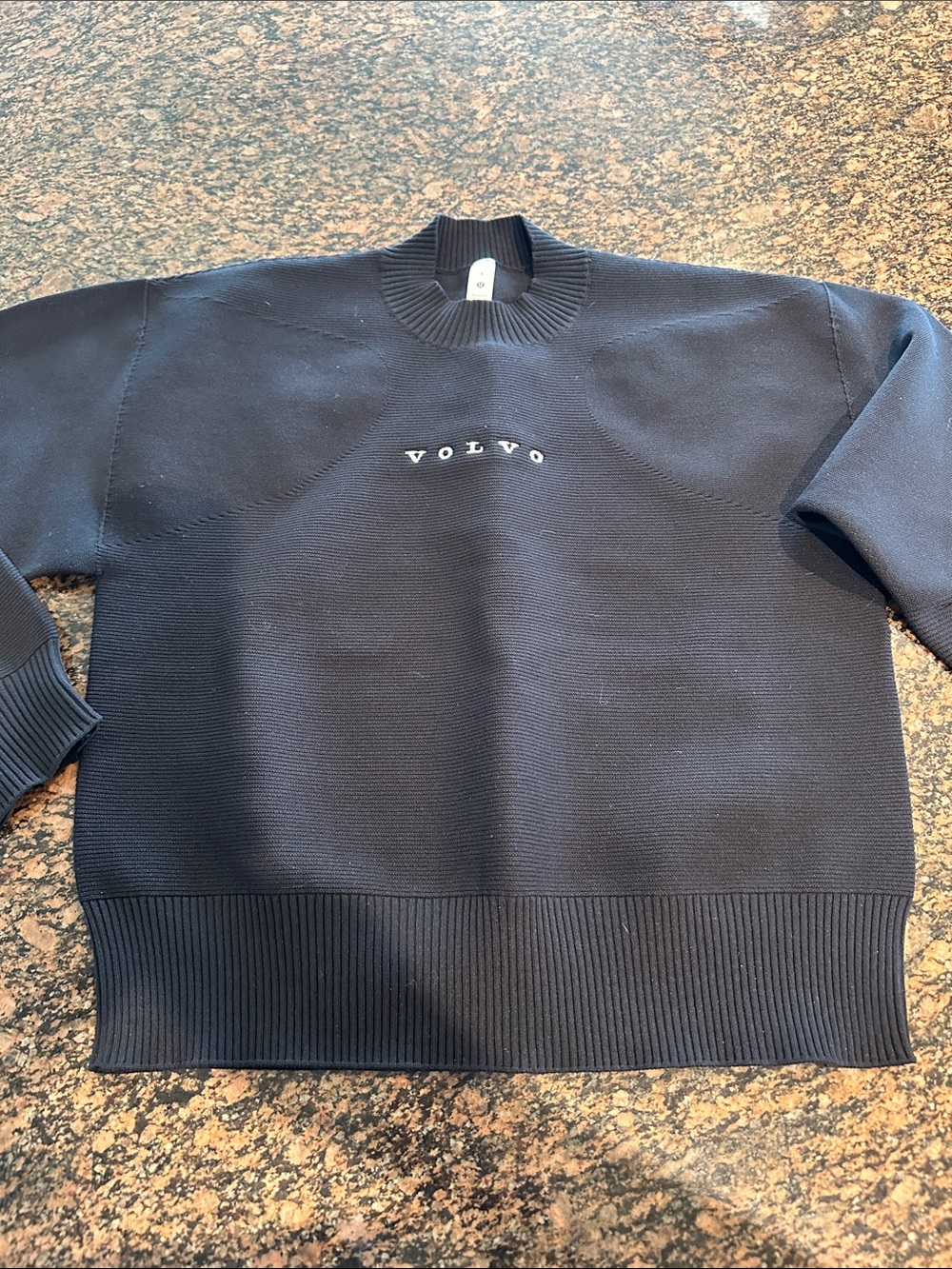 Lululemon Volvo Black Knit Sweater sz 4